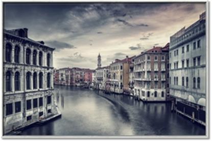 Picture of Street Canal