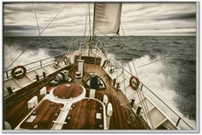 Picture of Ship Sailing